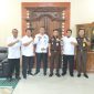 Kegiatan Adm KPH Telawa, Adm KPH Purwodadi dan Adm Gundih, saat berkunjung di kantor Kejari Grobogan, dalam rangka perkuat sinergisitas. (Dok.Ist).