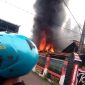 Tempat penitipan motor di Desa Bulung Kulon, Kec. Jekulo, Kab. Kudus, kebakaran. (Foto:Fzn)