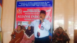 Ketua BPAN LAI Jawa Tengah Yoyok Sakiran, saat menyampaikan pengaduan oleh sejumlah warga. (Dok.Ist)