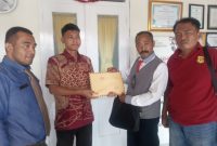 Ketua BPAN LAI Kudus Hartono bersama Ketua BPAN LAI Jepara, saat memberikan surat ke Dinas Kesehatan Kabupaten (DKK) Jepara. (Dok.Ist)