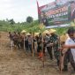 Kegiatan penanaman jagung bersama Kapolres Kudus, Pj Bupati Kudus, Dandim 0722 Kudus diwakili Danramil Jekulo, perwakilan dari Kejaksaan Negeri Kudus, Perwakilan Pengadilan Negeri Kudus, Kepala Perhutani wilayah Pati serta Kades ,Perangkat Desa Terban dan sejumlah petani Kapolres Kudus.