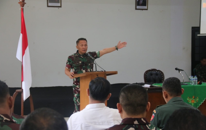 Foto: Dandim Pati Letkol Inf. Jon Young Saragi, saat sosialisasi swasembada pangan. (Dok. Ist)