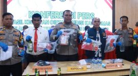 Foto: Kapolres Blora AKBP Wawan Andi Susanto, saat konferensi pers ungkap sejumlah kasus. (Dok. Ist)