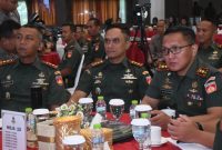 Foto: Dandim Pati, Letkol Inf. Jon Young Saragi (kanan), saat mengikuti rapim 2025 di Semarang.