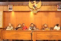 Foto: DPRD Kabupaten Blora menerima audiensi dari warga Desa Karanganyar, Kecamatan Todanan, terkait proyek pembangunan Bendungan Cabean.