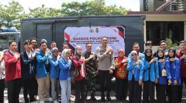Foto: Kegiatan Baksos Polri Presisi bersama mahasiswa dari Aliansi Badan Eksekutif Mahasiswa (BEM) dan Pergerakan Mahasiswa Islam Indonesia (PMII) Kabupaten Demak.