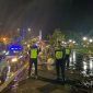 Petugas Polres Jepara saat melakukan patroli skala besar.