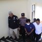 Pelaku penganiayaan saat digiring petugas Polres Demak.