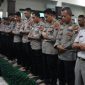 Kegiatan shalat gaib Polres Demak untuk 3 polisi yang gugur dalam bertugas di Lampung.