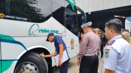 Dishub bersama Satlantas Polres Jepara saat giat Ramp Check.