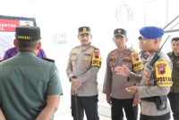 Kapolres Jepara AKBP Erick Budi Santoso, saat memimpin peninjauan sejumlah pos pengamanan hingga pos pelayanan mudik