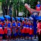 Peserta festival parade seni budaya HUT Grobogan ke 299 persiapan membawakan tarian Kedung Ombo.