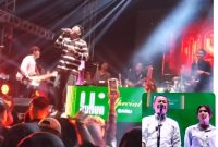 Aksi panggung Denny Caknan dalam acara halal bihalal Pemkab Kudus. Nampak Samani-Belinda, naik panggung, (kolase foto)
