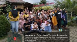 Halal bihalal kelompok Dawis Cempaka 3 bersama warga kelurahan Gisikdrono, Kecamatan Semarang Barat, Kota Semarang. Minggu (13/4/2025).