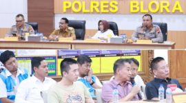 Suasana mediasi PT Kapur Rembang Indonesia (KRI) dengan Warga Desa Jurangrejo, Kec. Bogorejo, Blora, di Mapolres Blora.
