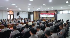 Polres Jepara, saat latihan Pengendalian Massa (Dalmas) dengan penerapan Paradigma Baru Pengamanan Unjuk Rasa (Pam Unras).