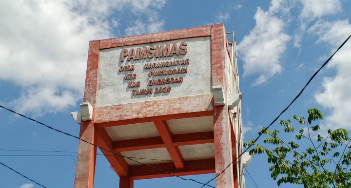 Tower Pamsimas (Program Penyediaan Air Minum dan Sanitasi Berbasis Masyarakat) Desa Karanganyar, Kec. Purwodadi, Kab. Grobogan.