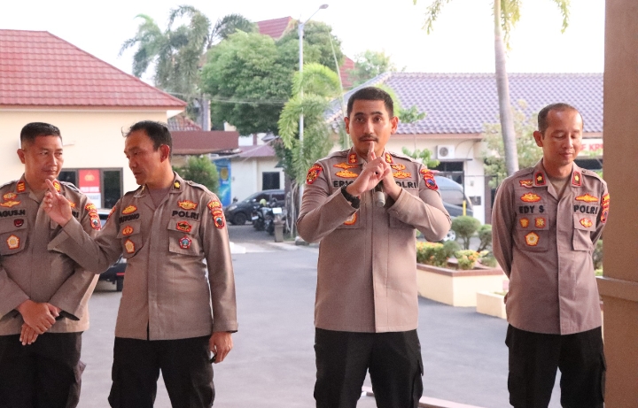 Kapolres Jepara AKBP Erick Budi Santoso, saat memimpin kegiatan Tactical Floor Game (TFG) sebagai bentuk kesiapan pengamanan seluruh rangkaian kegiatan May Day di Kudus.