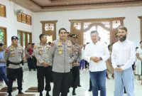 Kapolres Jepara AKBP Erick Budi Santoso, saat lakukan pengecekan di Vihara Jaya Manggala yang terletak di Desa Blingoh, Kecamatan Donorojo, pada Senin (12/5/2025).