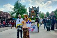 Masyarakat Desa Temulus, Kec. Randublatung, Kab. Blora, saat menggelar acara Sedekah Bumi.