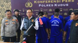 Kapolres Kudus AKBP Dwi Purnomo, saat ungkap kasus.