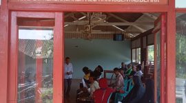 Perhutani KPH Semarang, saat mengadakan pertemuan dengan para penggarap lahan hutan