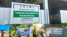 BAZNAS Kabupaten Blora, saat melakukan penyembelihan hewan kurban di Balai Ternak Taman Rojokoyo Manunggal Desa Temulus, Kec. Randublatung.