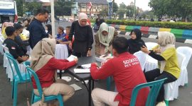Polres Demak saat menggelar Car Free Day (CFD), Minggu (22/6) di Alun-alun Simpang Enam Demak.