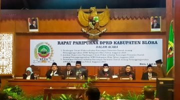 Pandangan Umum Fraksi, Jawaban Bupati dan Persetujuan Raperda Pertanggungjawaban APBD 2024 Digelar DPRD Blora Dalam Rapat Paripurna