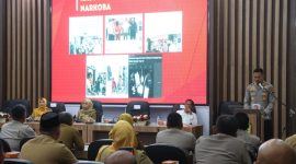 Kapolres Demak AKBP Ari Cahya Nugraha, saat sosialisasi Pencegahan, Pemberantasan, Penyalahgunaan, dan Peredaran Gelap Narkoba (P4GN) di Gedung Grhadika Bina Praja Kabupaten Demak.