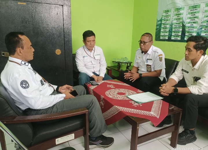 Perhutani KPH Telawa bersama Bina Marga Boyolali, bahas pembangunan jalan di kawasan hutan.