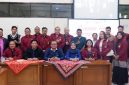 Foto bersama usai kegiatan debat konsentrasi antar mahasiswa dalam Program Pascasarjana Magister Hukum USM.