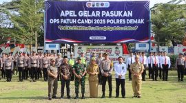 Kapolres Demak AKBP Ari Cahya Nugraha, saat foto bersama jajaran Forkopimda usai upacara gelar operasi  patuh candi 2025