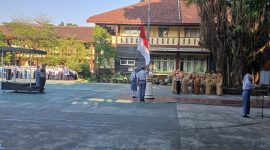 Satlantas Polres Demak, saat sosialisasi Tertib Berlalu Lintas di SMAN 2 Demak.