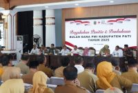 Suasana kegiatan pengukuhan Pengurus Bulan Dana Palang Merah Indonesia (PMI) Kabupaten Pati di Pendopo Kabupaten.