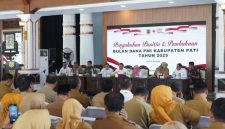 Suasana kegiatan pengukuhan Pengurus Bulan Dana Palang Merah Indonesia (PMI) Kabupaten Pati di Pendopo Kabupaten.