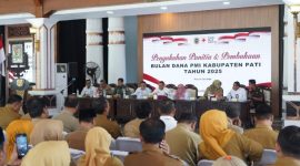 Suasana kegiatan pengukuhan Pengurus Bulan Dana Palang Merah Indonesia (PMI) Kabupaten Pati di Pendopo Kabupaten.