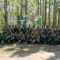 Para peserta apel siaga saat foto bersama usai kegiatan.