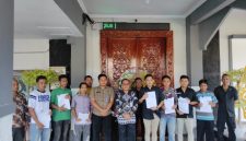 7 napi saat memegang surat pembebasan, setelah menerima amnesti dari Presiden RI.
