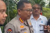 Kabid Humas Polda Jateng, Kombes Pol Artanto, saat memberikan penjelasan terkait hasil penyelidikan Temuan mayat di Reservoir Siranda milik PDAM Tirta Moedal Kota Semarang.