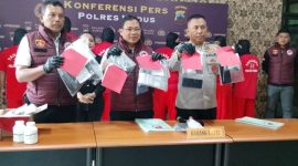 Polres Kudus, Saat ungkap kasus penyalahgunaan narkoba di Mapolres setempat.