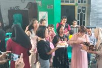 Acara pemotongan kue ultah media viosarinews.com ke-7.