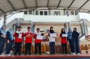 Para siswa SMP 2 Gebog Kudus, saat merayakan ultah sekolahnya yang ke 40.