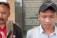 Foto:Dari kanan, Heri (suami sah N), Hartono (Ketua BPAN LAI Kudus)