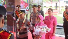 Suasana kegiatan pisah sambut Sertijab Kapolres Demak. AKBP Ari Cahya Nugraha resmi diganti AKBP Arrizal Samelino.