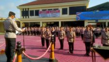 Suasana upacara Sertijab dan pelantikan di Mapolres Grobogan. Senin (19/1/2026).