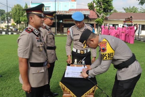 Kegiatan Sertijab Kasat Binmas dan dua Kapolsek oleh Kapolres Boyolali, AKBP Indra Maulana Saputra. Rabu (4/2/2026).