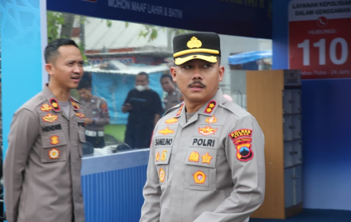Kapolres Demak AKBP Arrizal Samelino Gandasaputra, saat meninjau kesiapan Pos Pengamanan (Pospam) Lebaran. Selasa (10/3/2026).