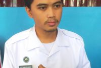 Kepala Satuan Pelayanan Pemenuhan Gizi (SPPG) Pesantren Miftahul Sa'adah, Mohammad Afif P. saat memberikan klarifikasi terkait ciri khas Ubi Cilembu yang sempat viral.