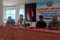 Foto: Dari kiri, Sigit Trihartanto (DPP IPJT), Firdaus Andika (Ketum IPJT), Mugiono (Sekjend IPJT), Ali Rosidin (Bendahara IPJT). Minggu (12/4/2026).